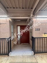 Building Photo - 2601 W Broadway Blvd