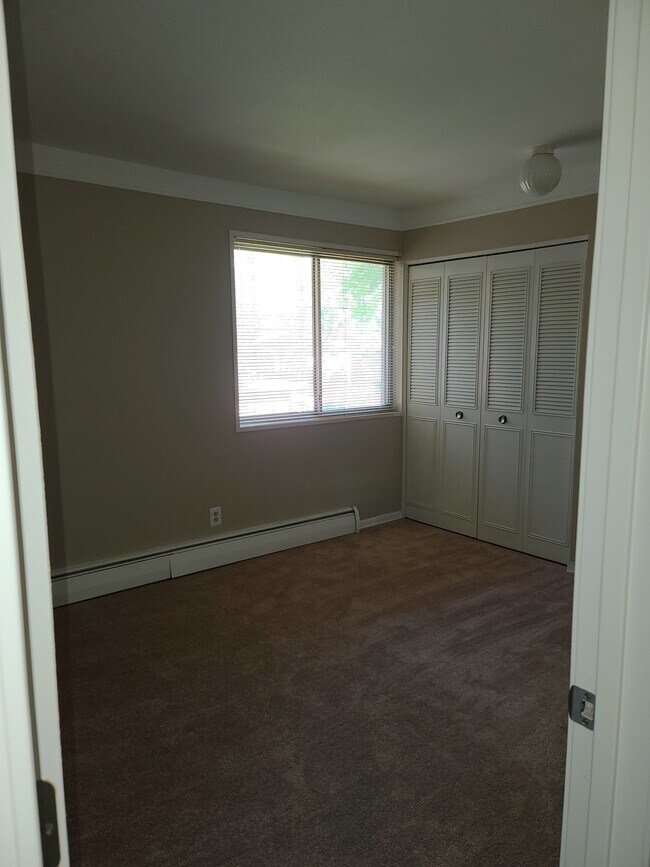 Bedroom #2 - 1237 Island Dr