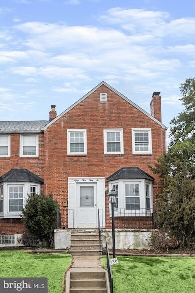 Building Photo - 8336 Wyton Rd