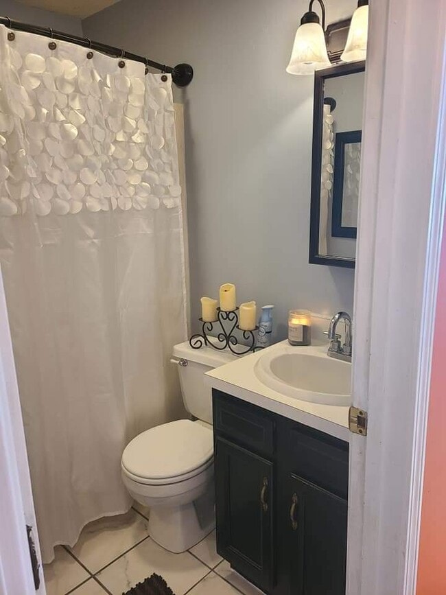 17 Evergreene Unit Evergreene condos, Wallingford, CT 06492 Condo for