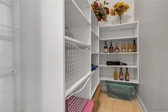 Building Photo - 6408 Heise Rd