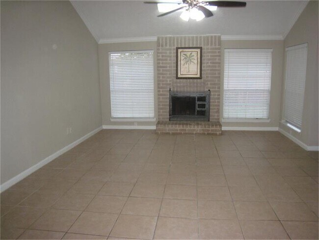Building Photo - 12318 Jaguar Dr