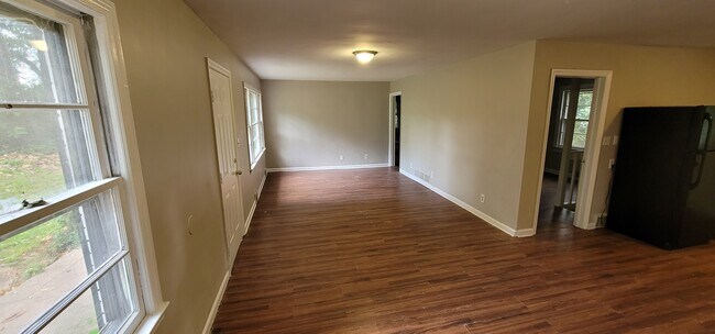Foto del edificio - 4267 Chamblee Tucker Rd