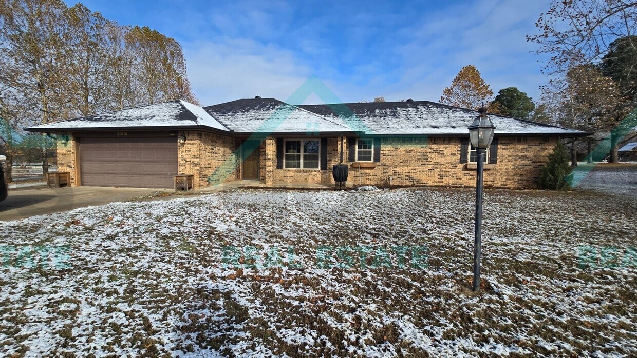 3 Bedroom in Harrah - 3 Bedroom in Harrah