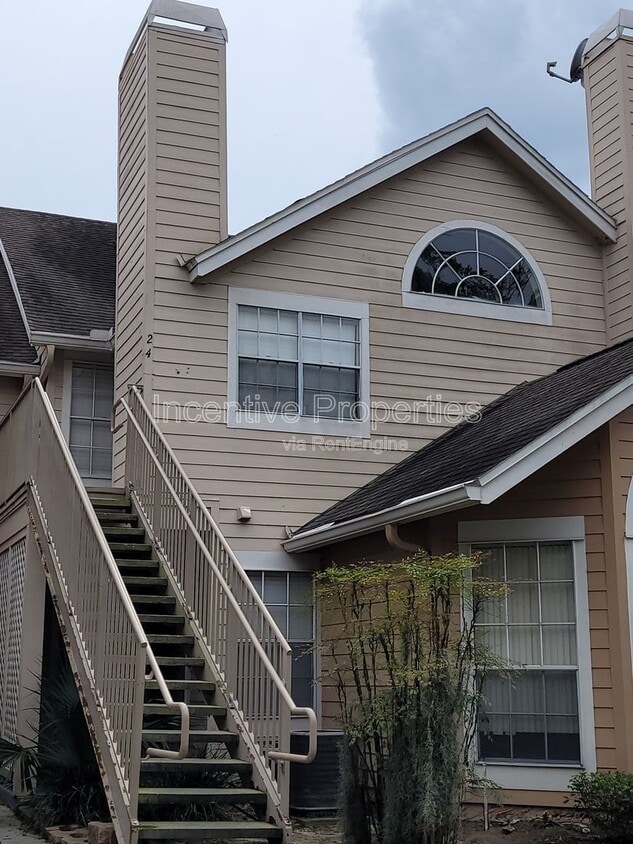 Photo - 575 Bloomington Ct