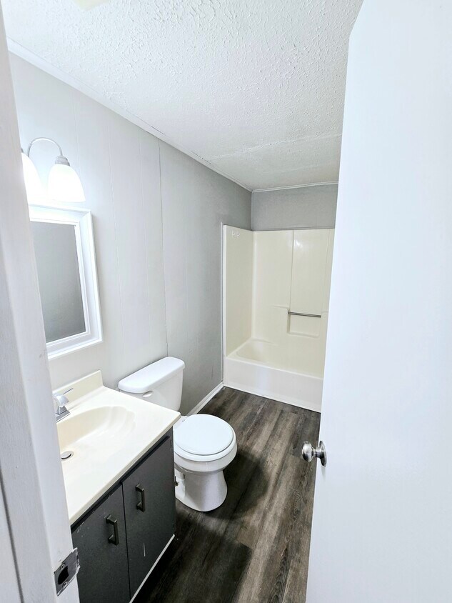 Foto principal - Century Square Apartments