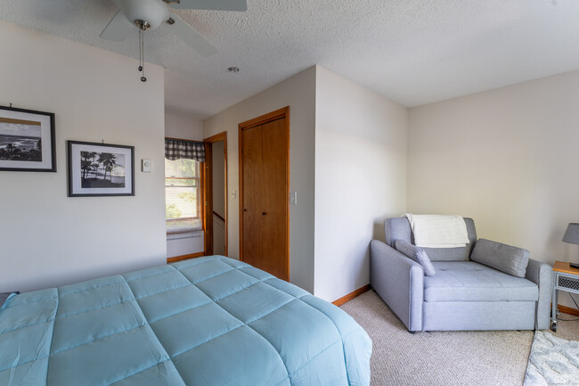 Foto del edificio - 377 Brandy Hill Rd