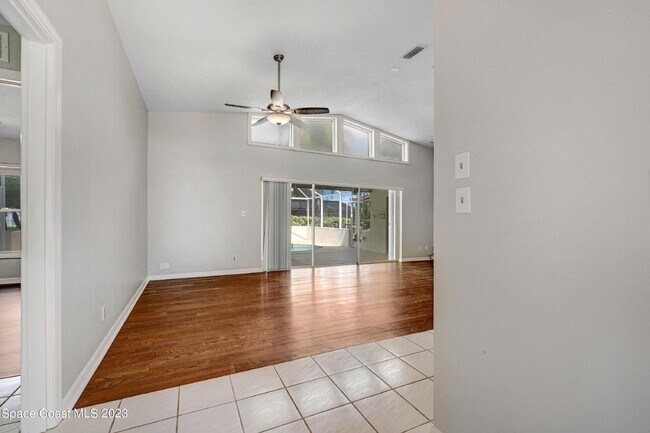 Foto del edificio - Suntree living