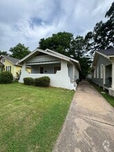 Building Photo - 422 Atkins Ave