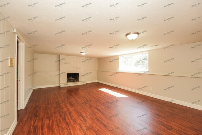 Foto del edificio - 26917 Sweetbriar Dr