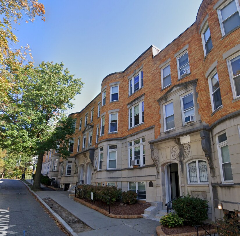 Foto principal - 21 Fairbanks St