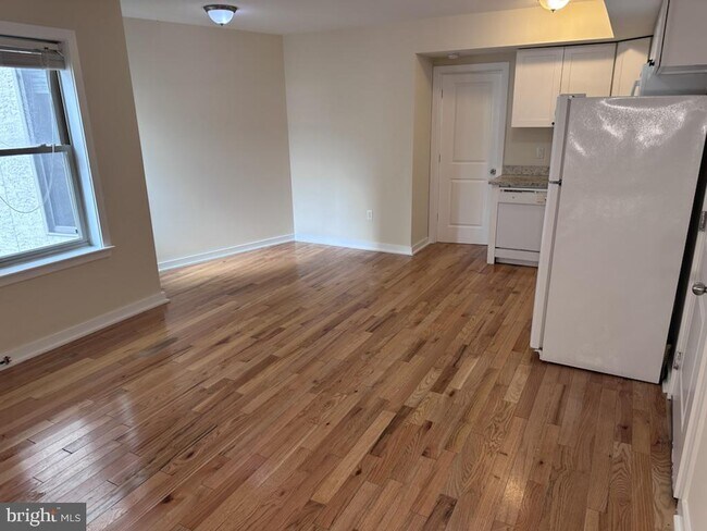 Foto del edificio - 4442 Cresson St