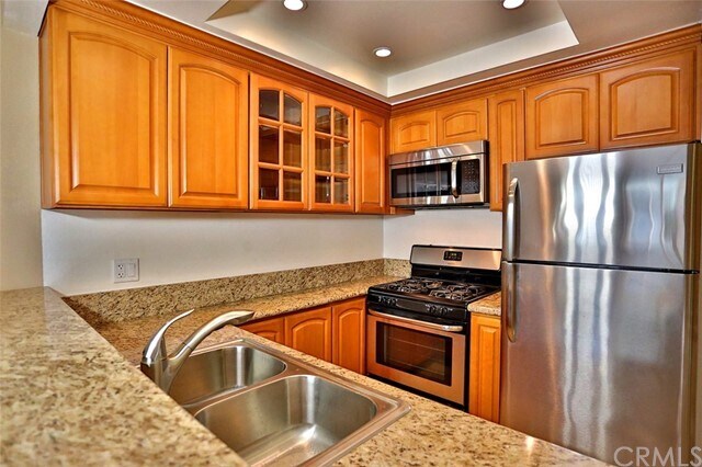Foto principal - 16912 Pacific Coast Hwy