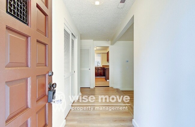 Building Photo - Newly Renovated 3 bedroom with HUGE yard