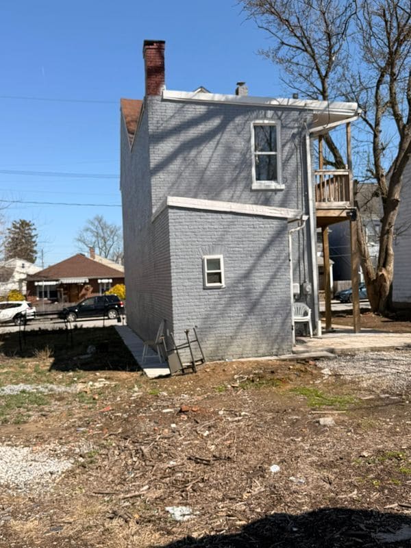 Building Photo - 328 Pattison St