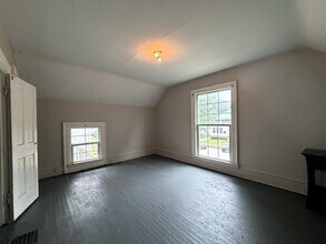 Building Photo - 509 W Marion St