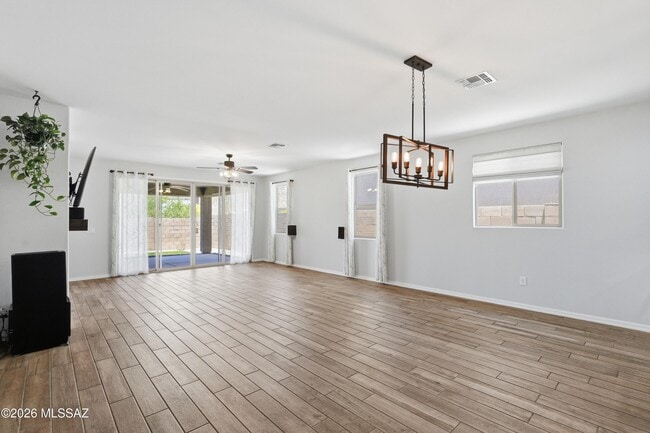 Building Photo - 4220 S Macy Cir