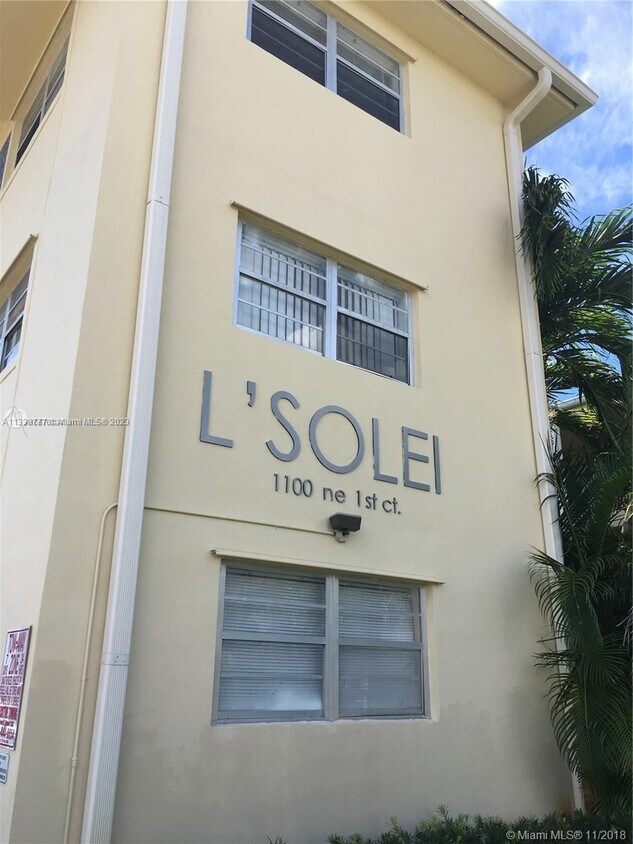 1100 NE 1st Ct Unit 219, Hallandale Beach, FL 33009 Condo for Rent in