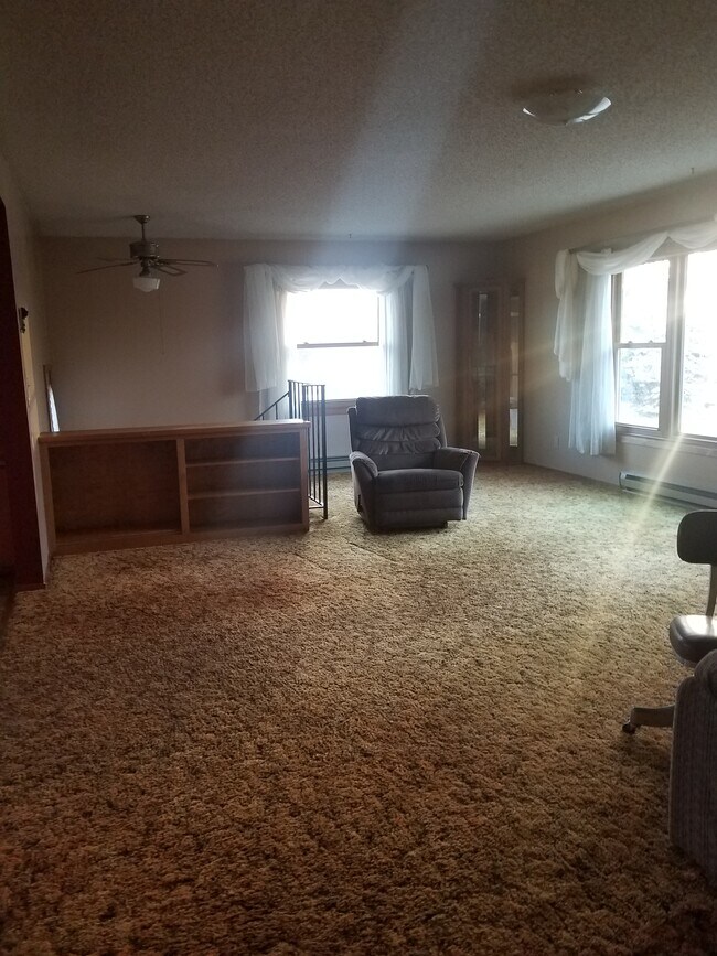 Foto del edificio - 7044 Centerline Rd NW