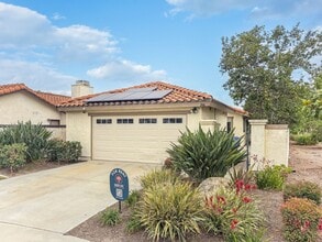 Building Photo - 266 Oleander Dr