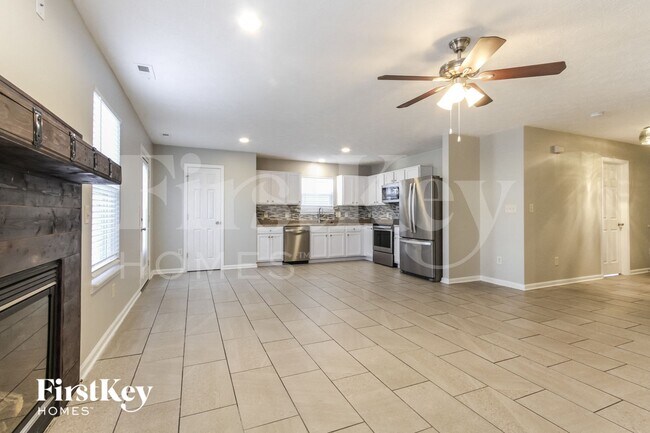 Foto del edificio - 235 Heartwood Hill
