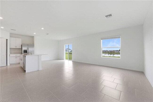 Foto del edificio - 4094 San Felice Ln