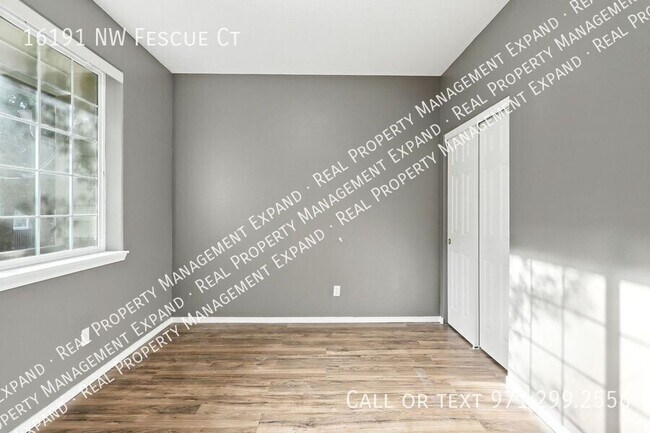 Foto del edificio - 16191 NW Fescue Ct