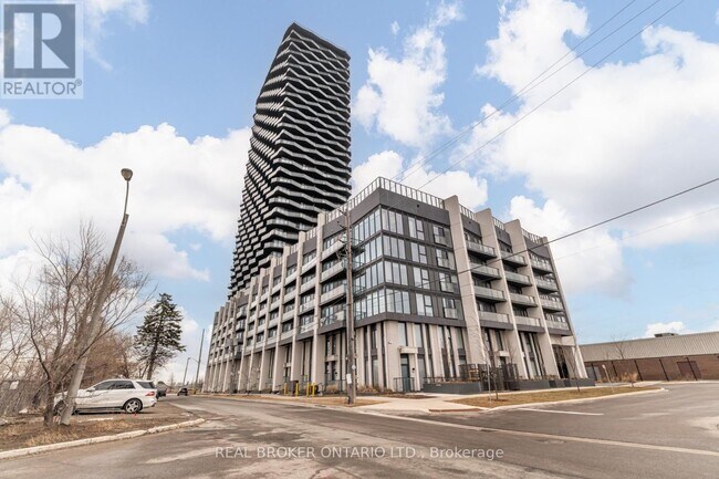 Building Photo - 36 Zorra St