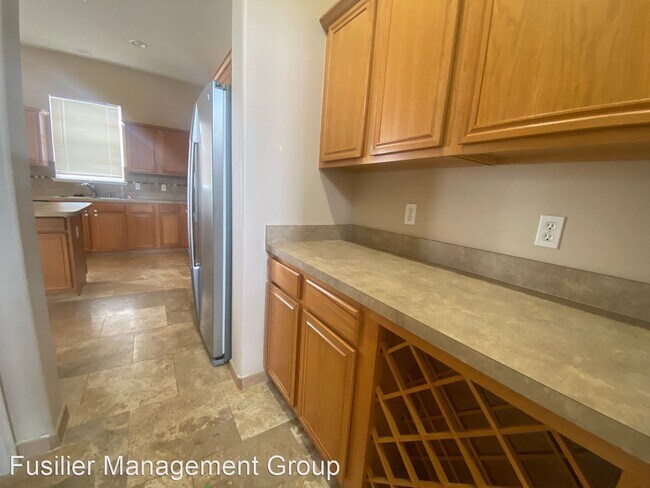 Building Photo - 4 br, 3.5 bath House - 1906 Cedar Arch Ln.