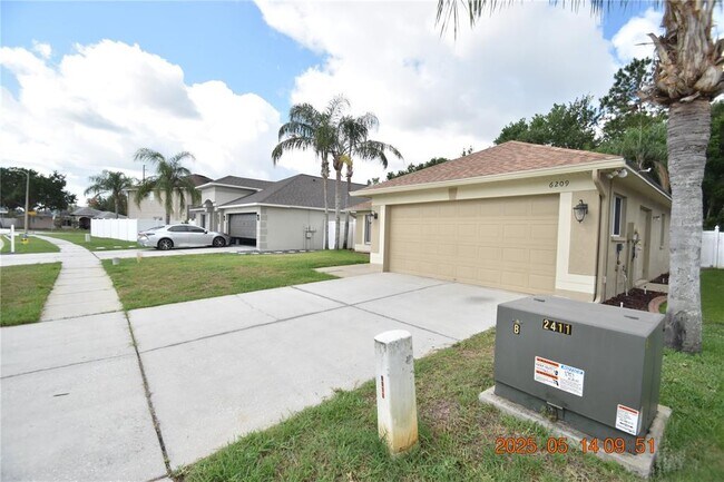 Foto del edificio - 6209 Chapel Pines Blvd
