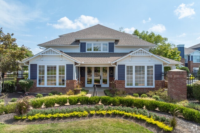 Building Photo - Park Place at Shelby Farms