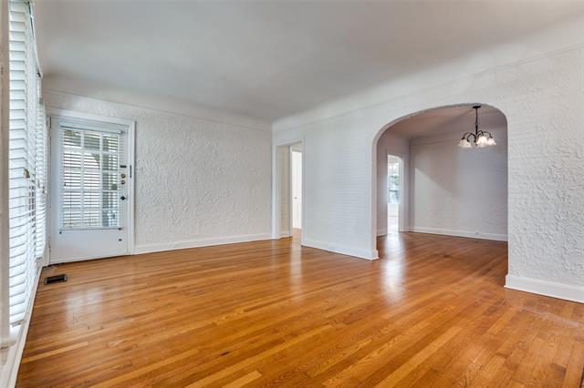 Foto del edificio - 4012 Prescott Ave