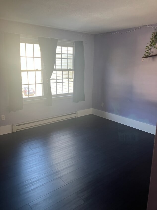Master Bedroom - 814 Court St
