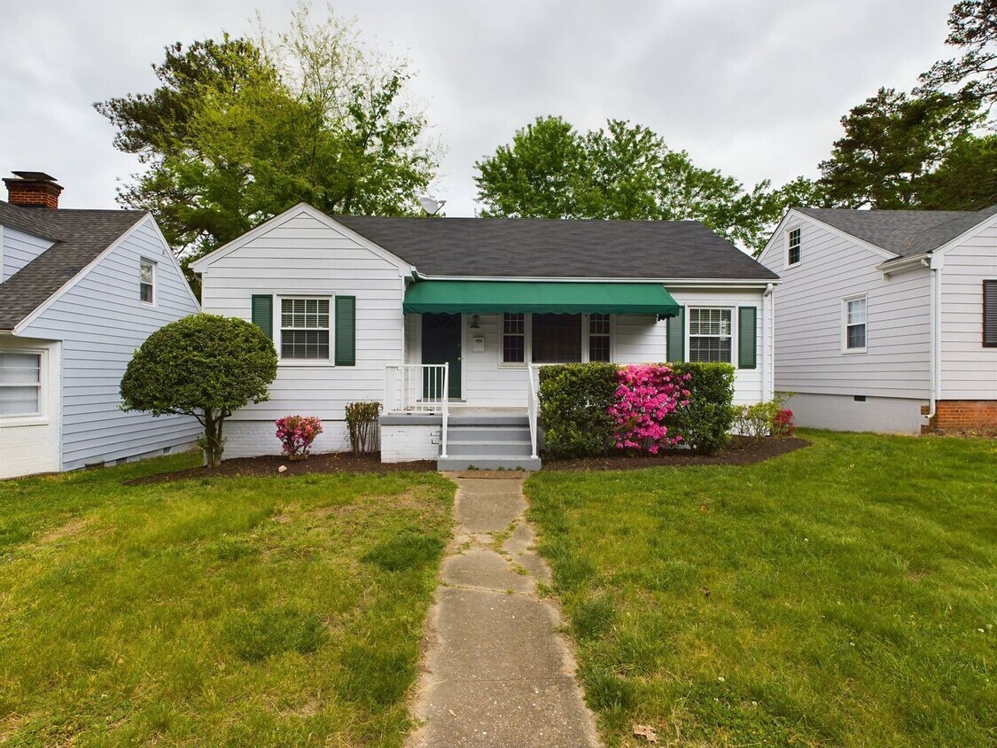 Foto principal - Beautiful 3 Bedroom, 1 Bathroom Cape In We...