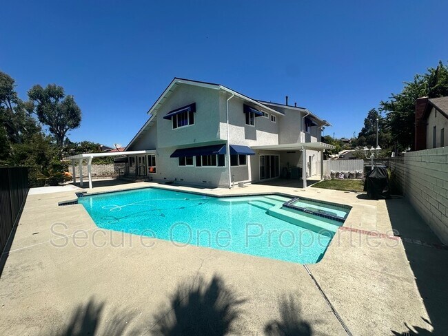 Foto del edificio - 288 W Siesta Ave