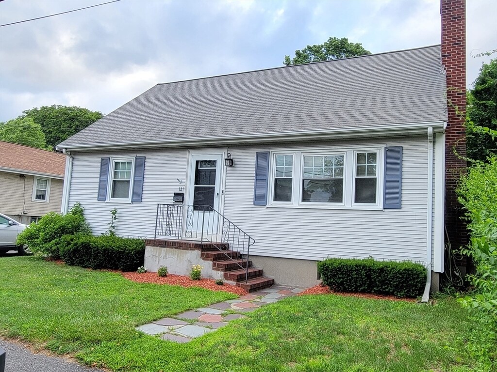Foto principal - 121 Bedford St