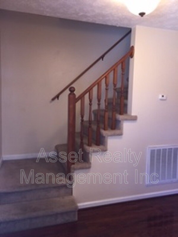 Foto del edificio - 8212 Tangle Grove Ln