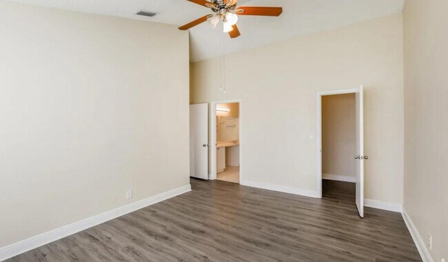 Foto del edificio - 4047 N 87th St