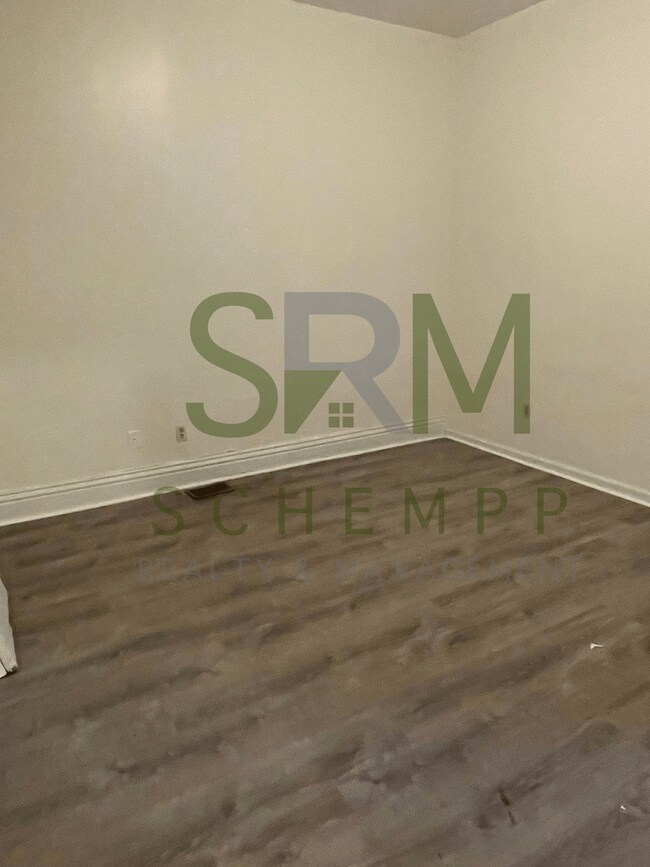 Building Photo - Updated three bedroom two bathroom home in West Louisville! *Section 8 accepted*