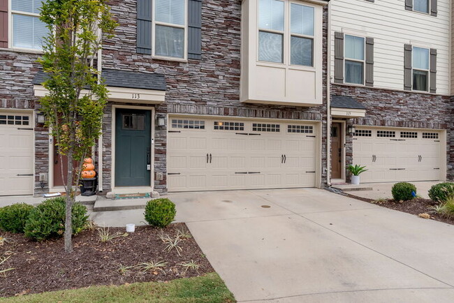Photo - 113 Eagle Wood Dr Townhome