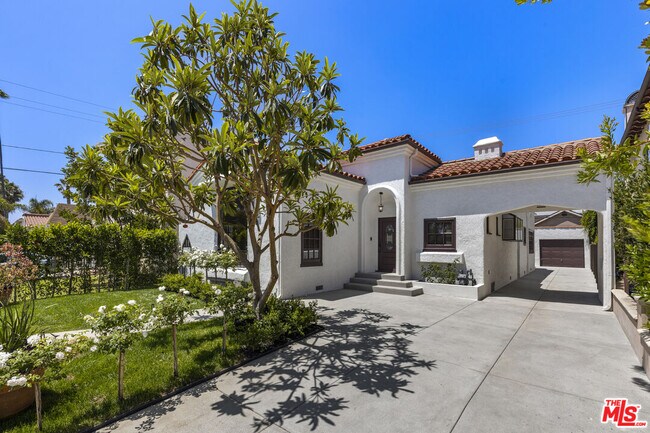 Foto del edificio - 8607 Clifton Way