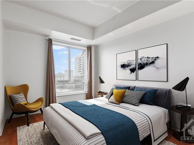 Photo du bâtiment - Spacious 2 bed, 2 bath downtown with parking, storage