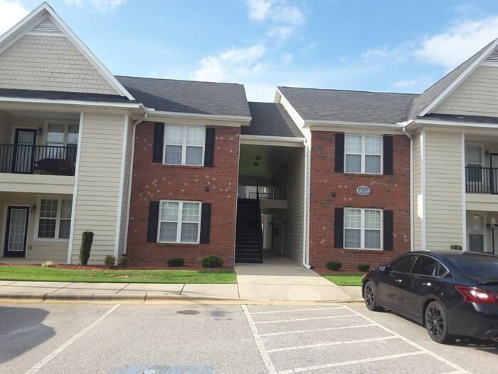 Primary Photo - 4020 Bardstown Ct
