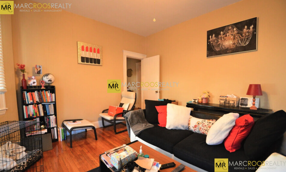 Foto principal - 319 Allston St