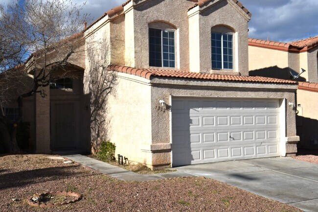 Building Photo - 7312 Queen Palm Dr