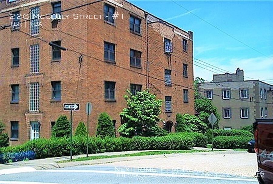 Primary Photo - 226 McCully St