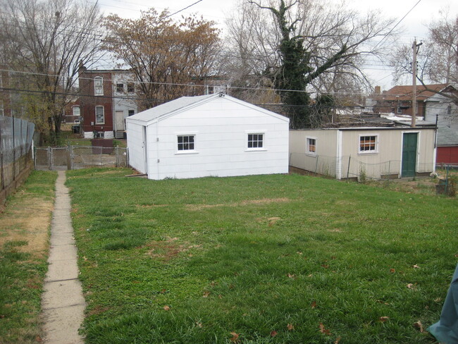 Building Photo - 3640 Keokuk St