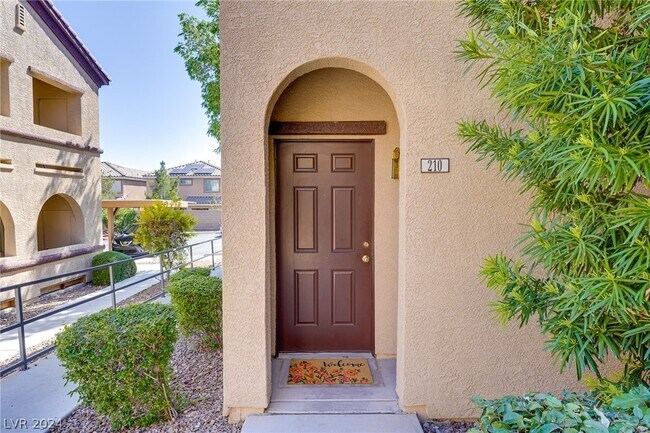 Building Photo - 7660 W Eldorado Ln
