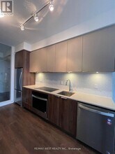 Building Photo - 2-2902 Sonic Way