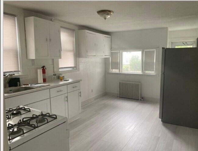 Foto del edificio - 19 Meacham St